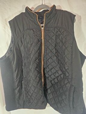 Northcrest Black Quilted Vest with Tan Trim